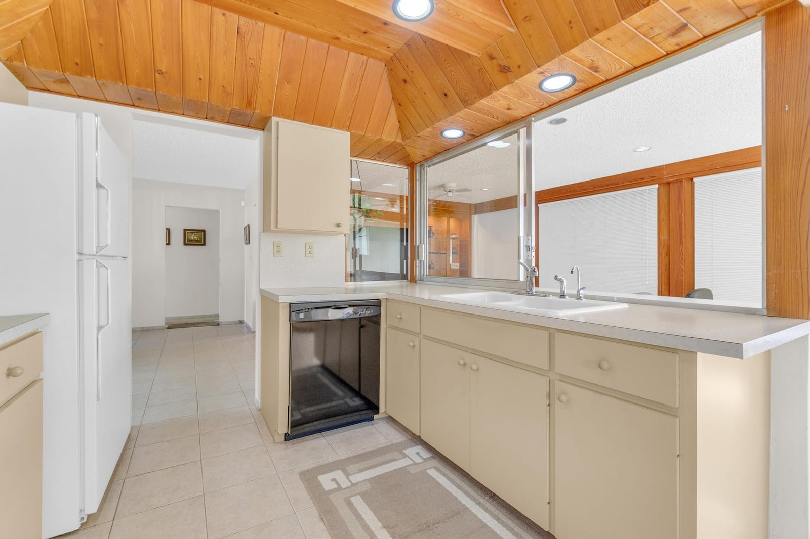 1774 NW 39th Place, Oakland Park, FL 33309 photo 15