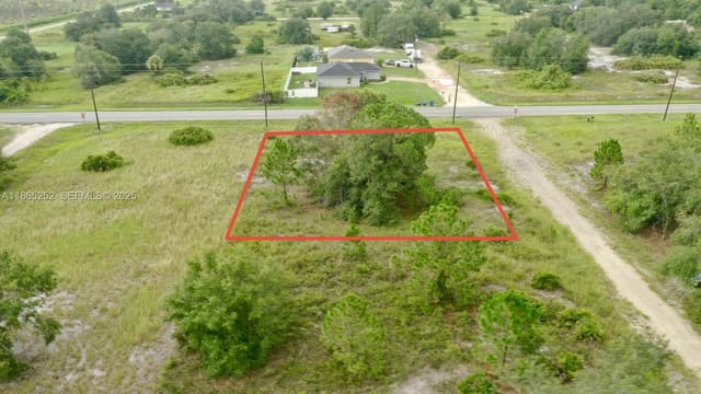 2720 W Bandra Road, Avon Park, FL 33825