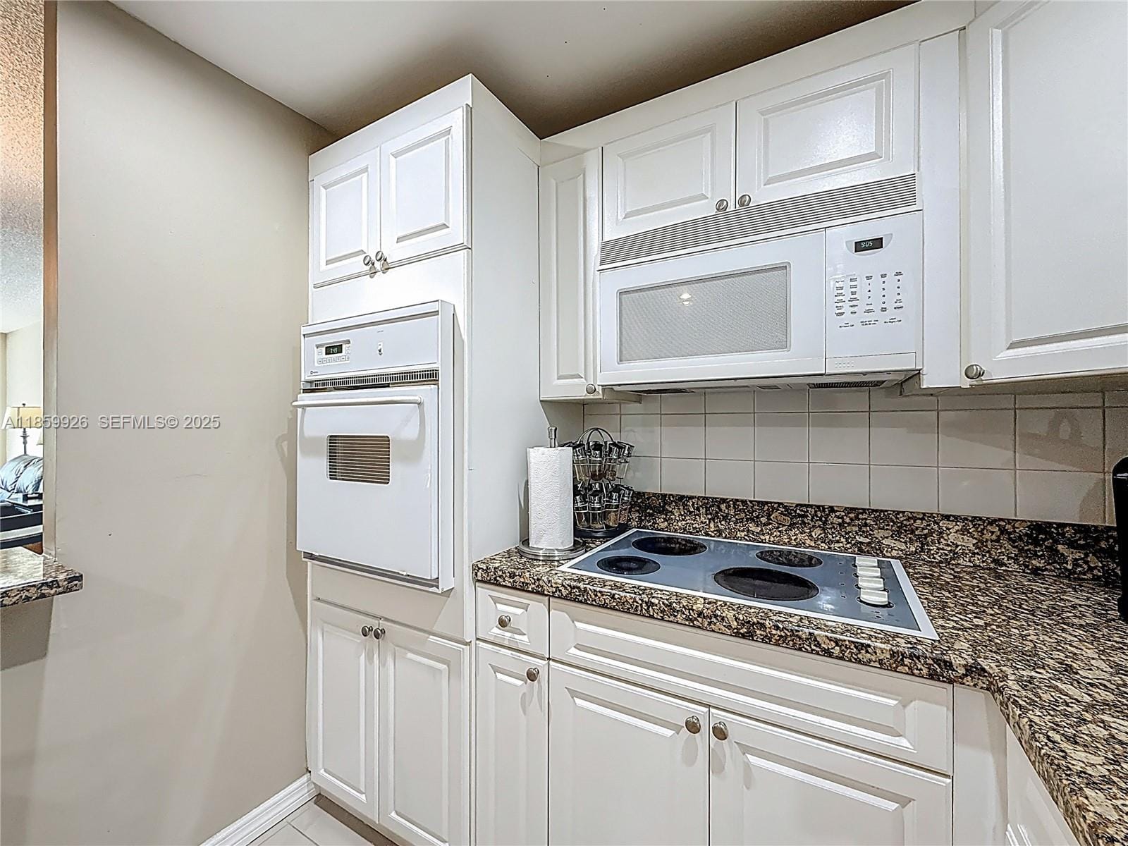 19380 Collins Avenue 308 — photo 5