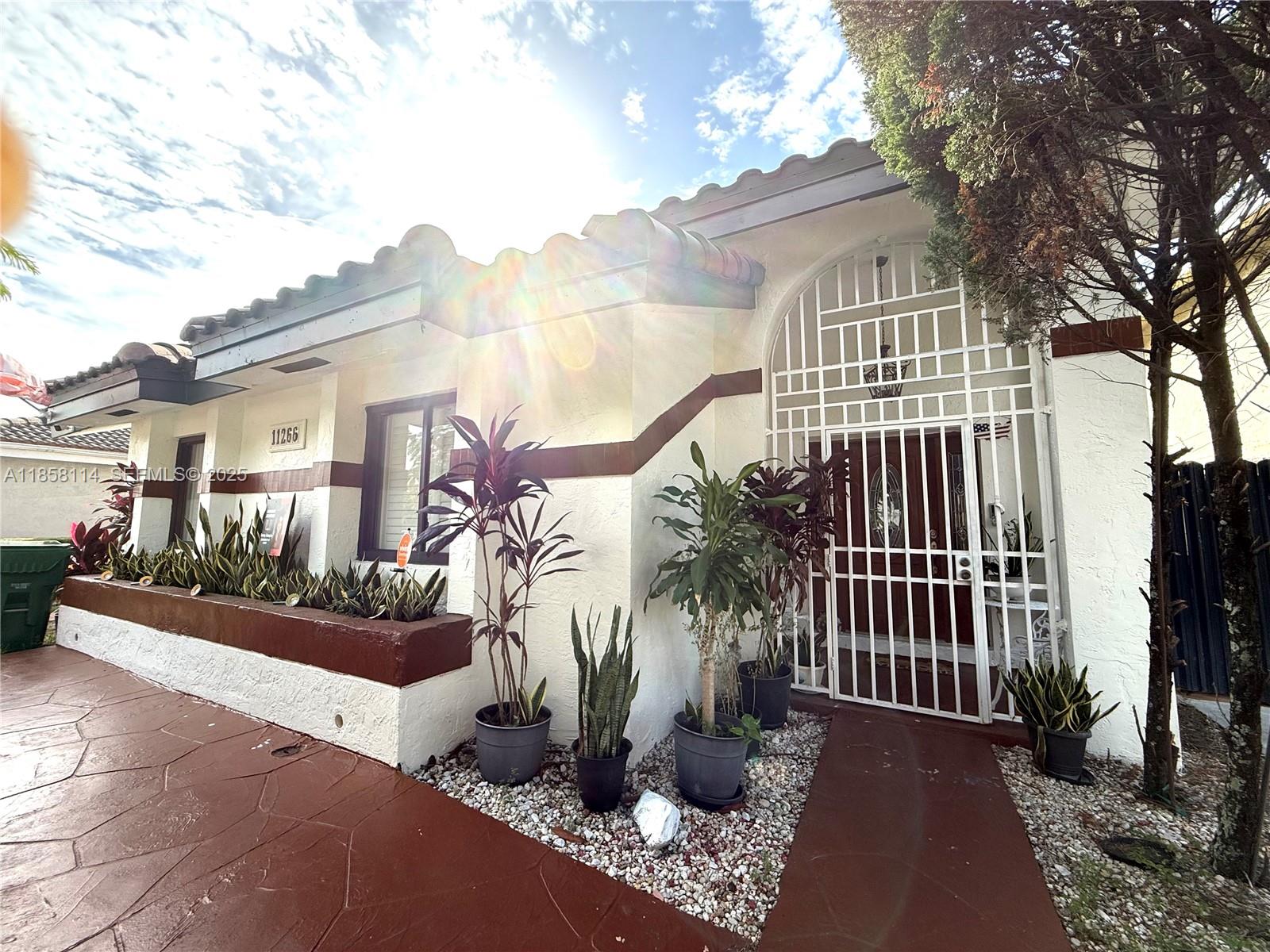 11266 SW 33rd Street, Miami, FL 33165