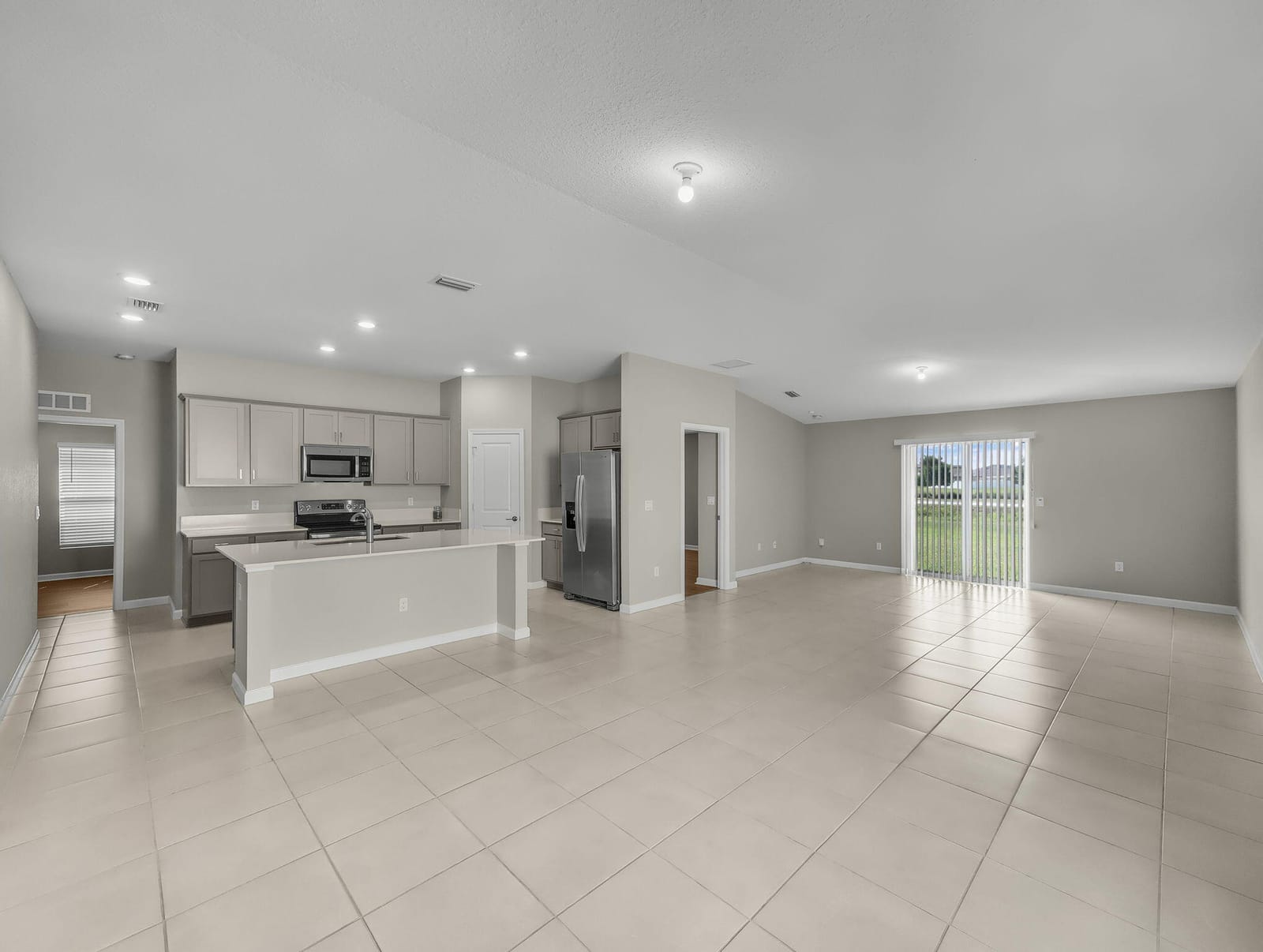 4219 Abernathy Way, Fort Pierce, FL 34947 photo 6