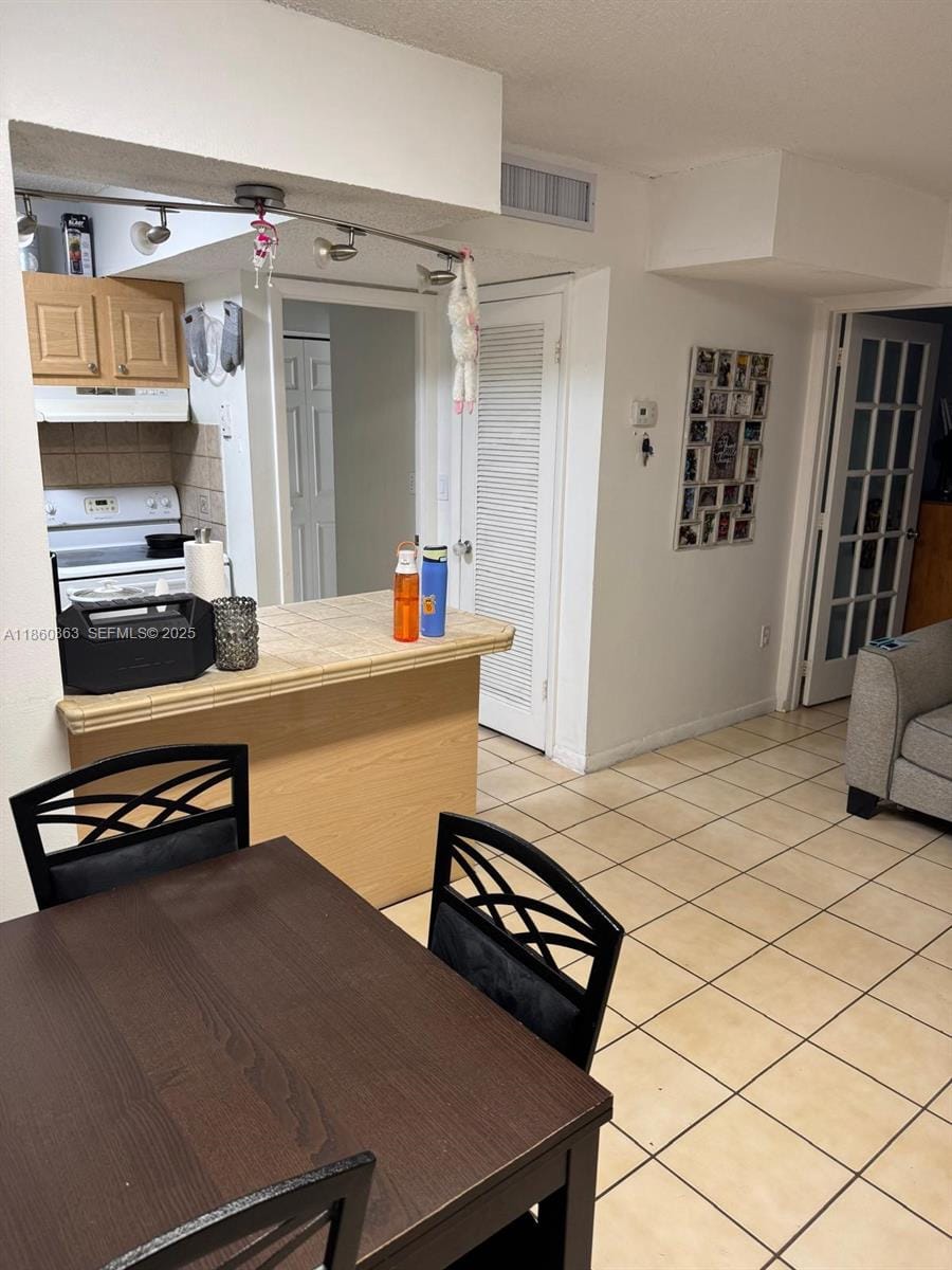 870 SW 129th Place 209, Miami, FL 33184 photo 3