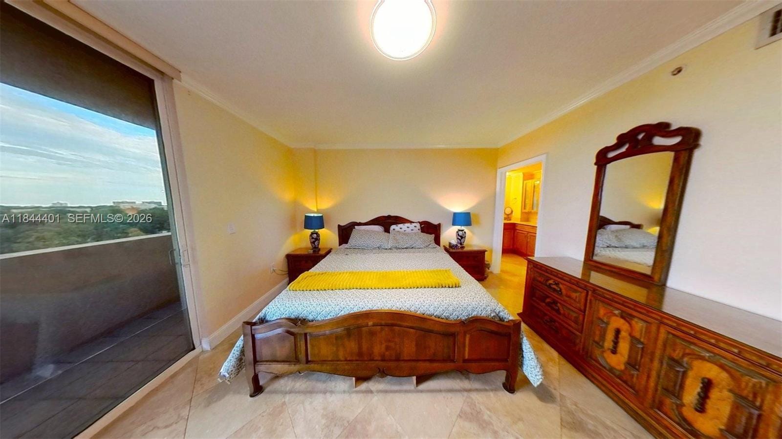 2425 SW 27th Avenue 701, Miami, FL 33145 photo 2