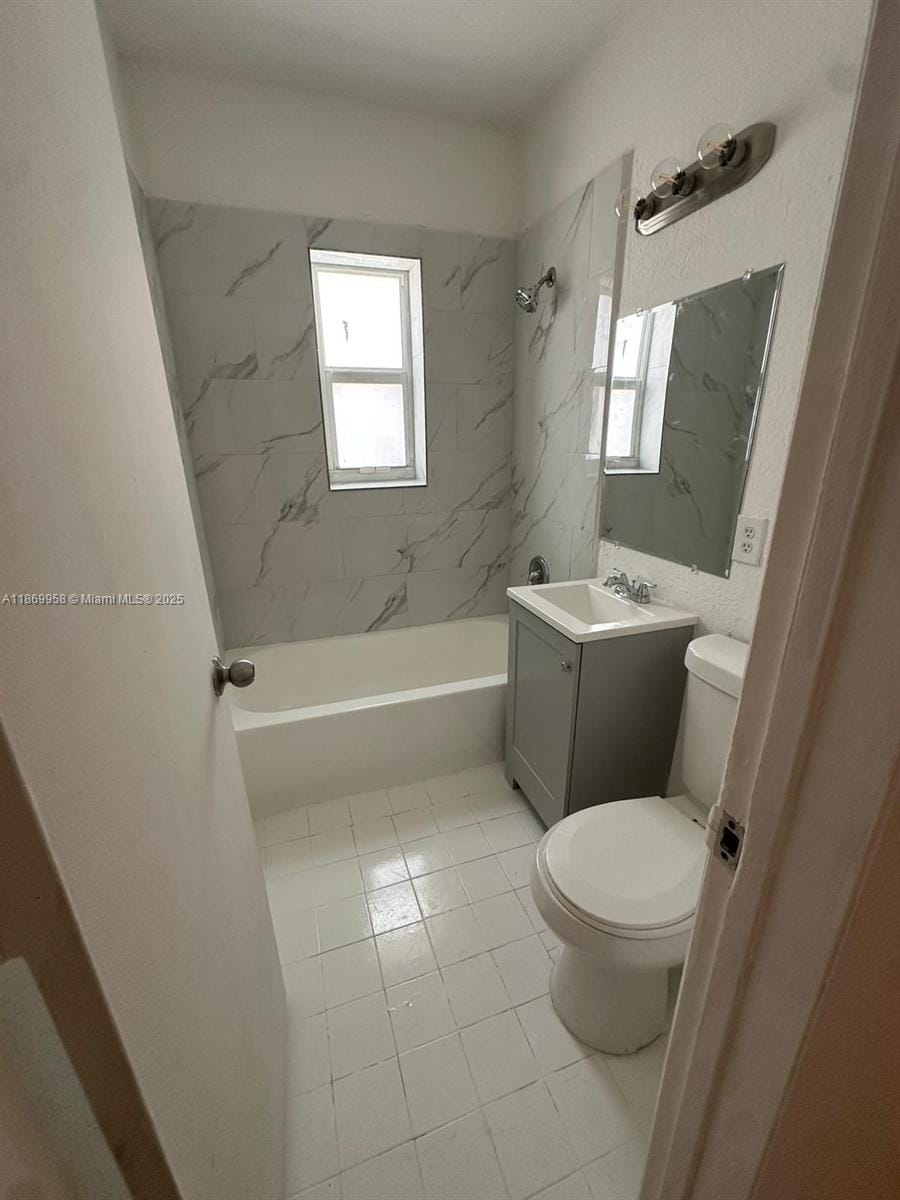 407 NW 84th Street 407, Miami, FL 33150 photo 8