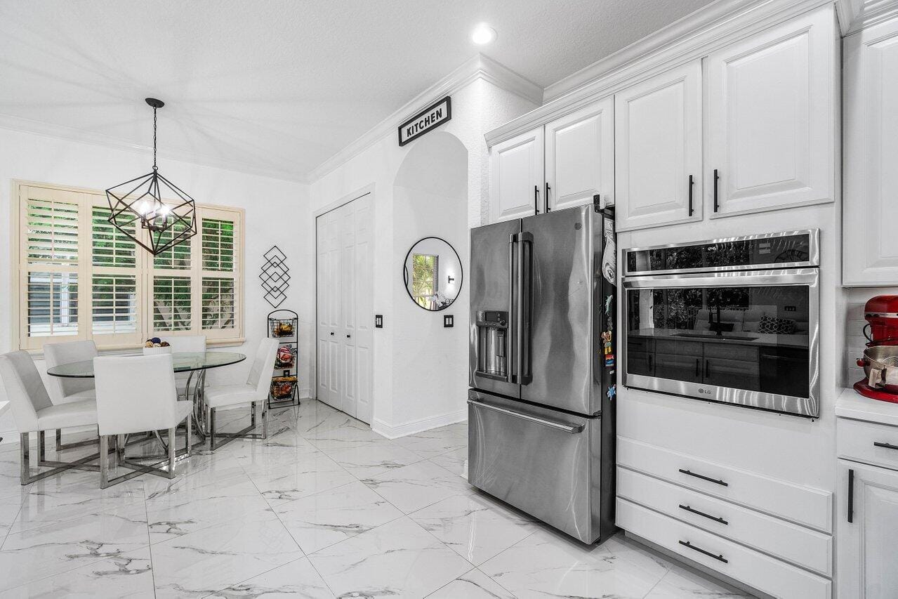 12323 Aviles Circle, Palm Beach Gardens, FL 33418 photo 11