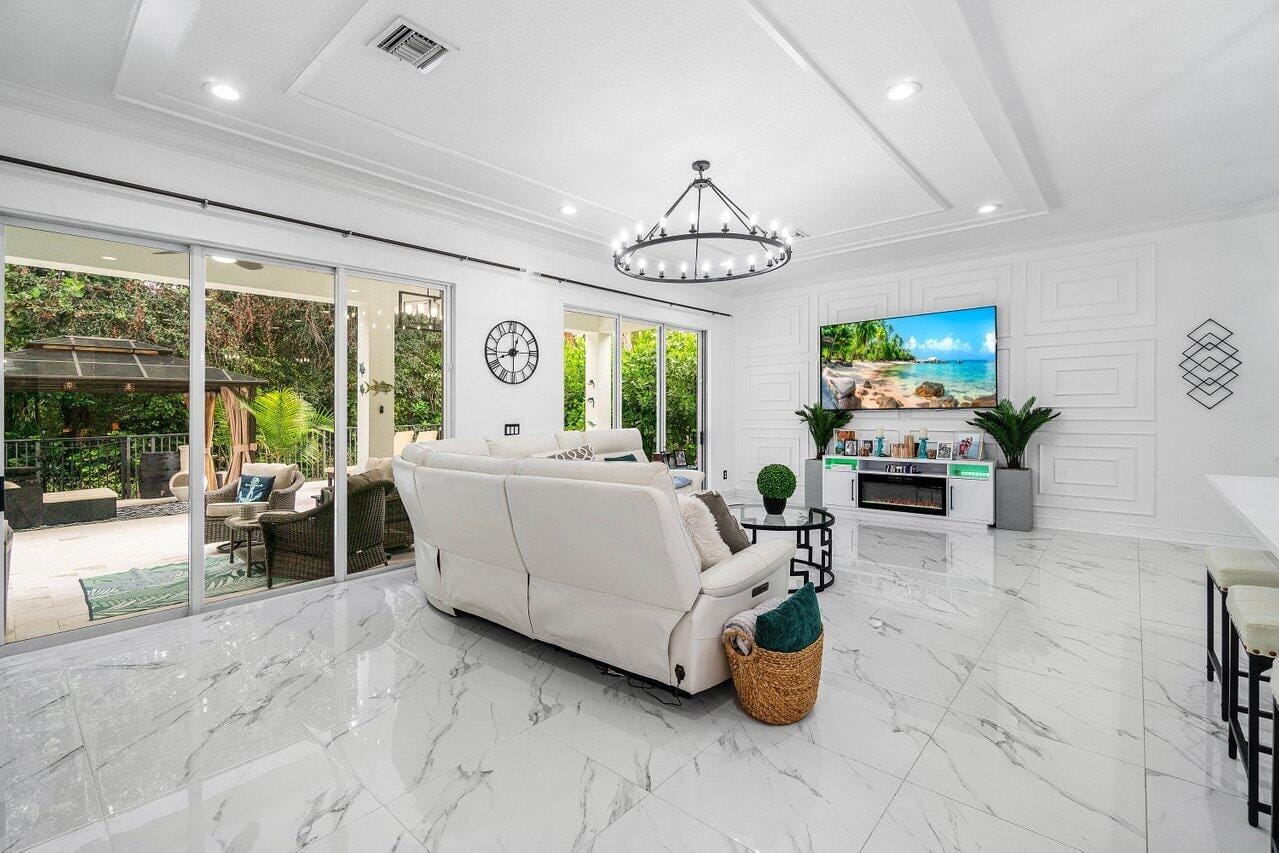 12323 Aviles Circle, Palm Beach Gardens, FL 33418 photo 13