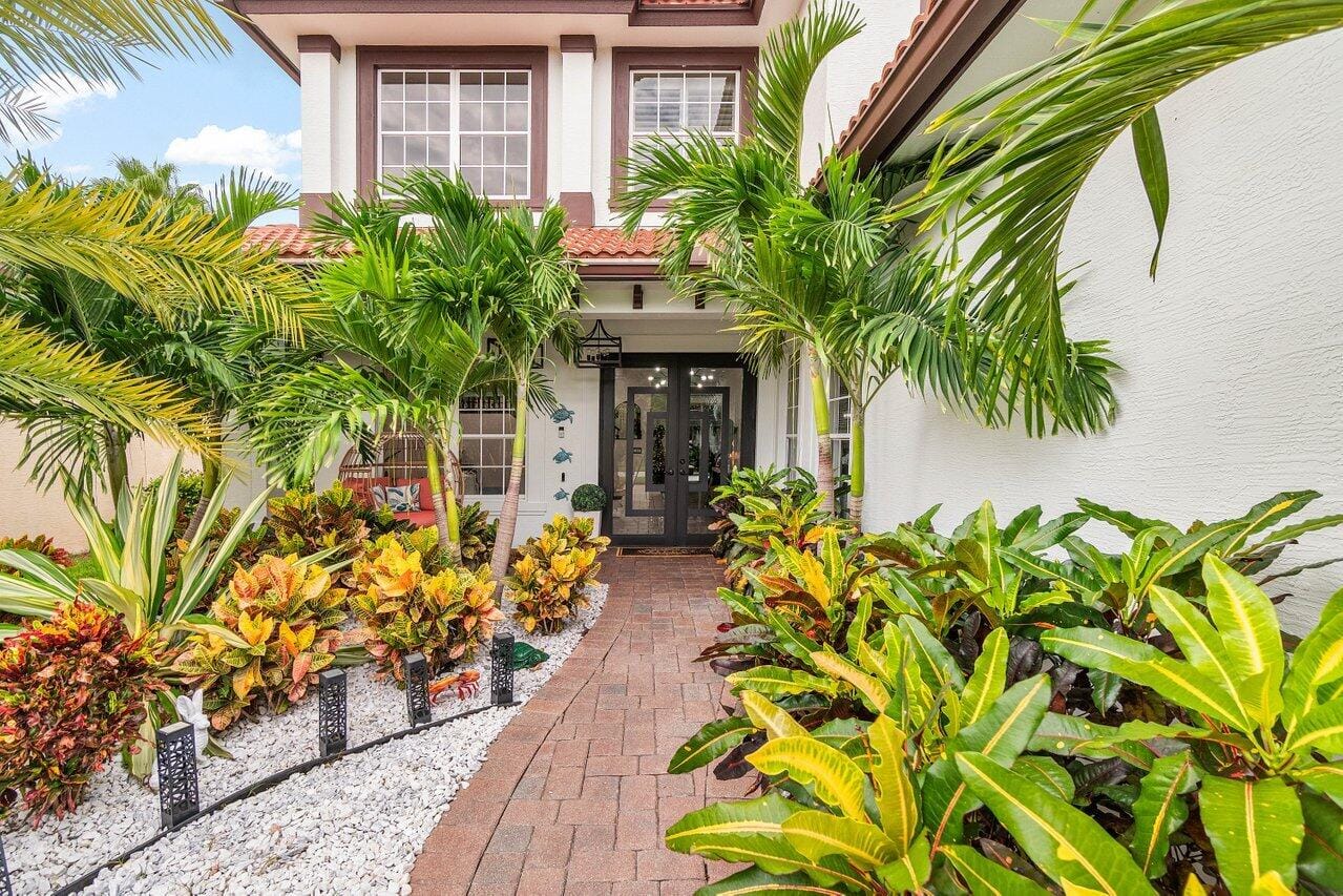 12323 Aviles Circle, Palm Beach Gardens, FL 33418 photo 3