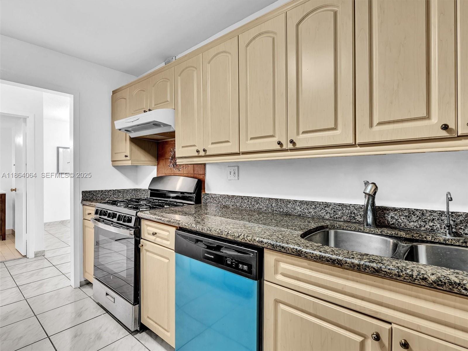3140 S Ocean Drive 1902, Hallandale Beach, FL 33009 photo 13