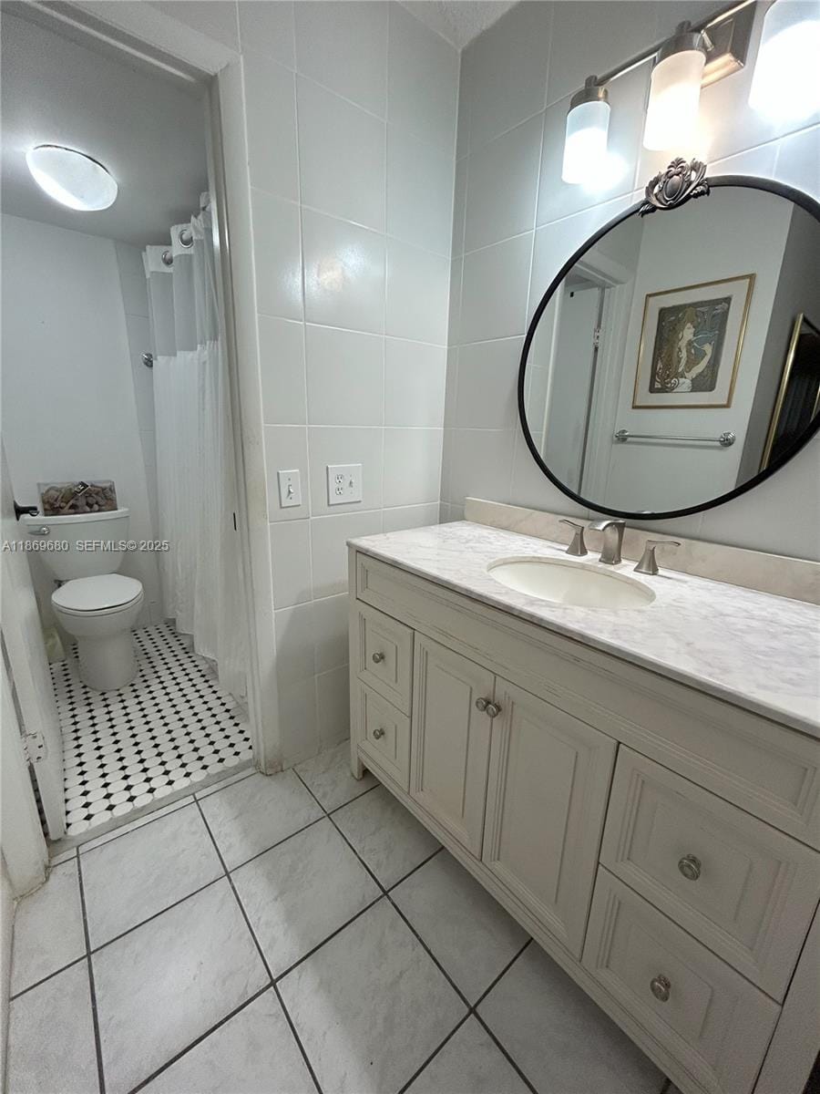 8897 Fontainebleau Boulevard 103 — photo 11