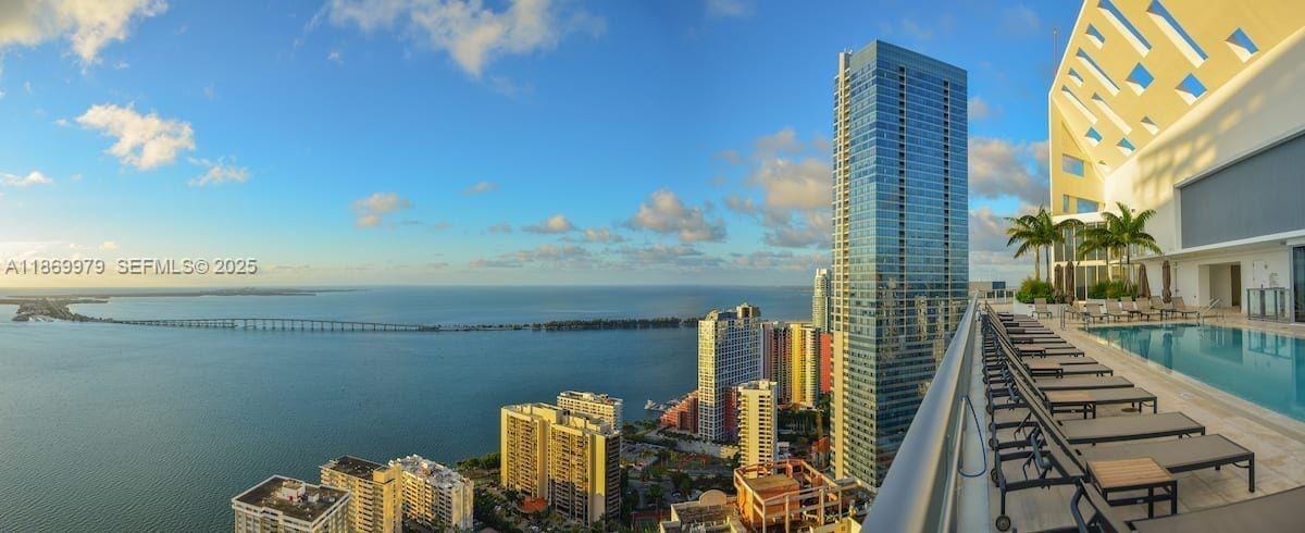 1300 Brickell Bay Drive 3007, Miami, FL 33131 photo 17