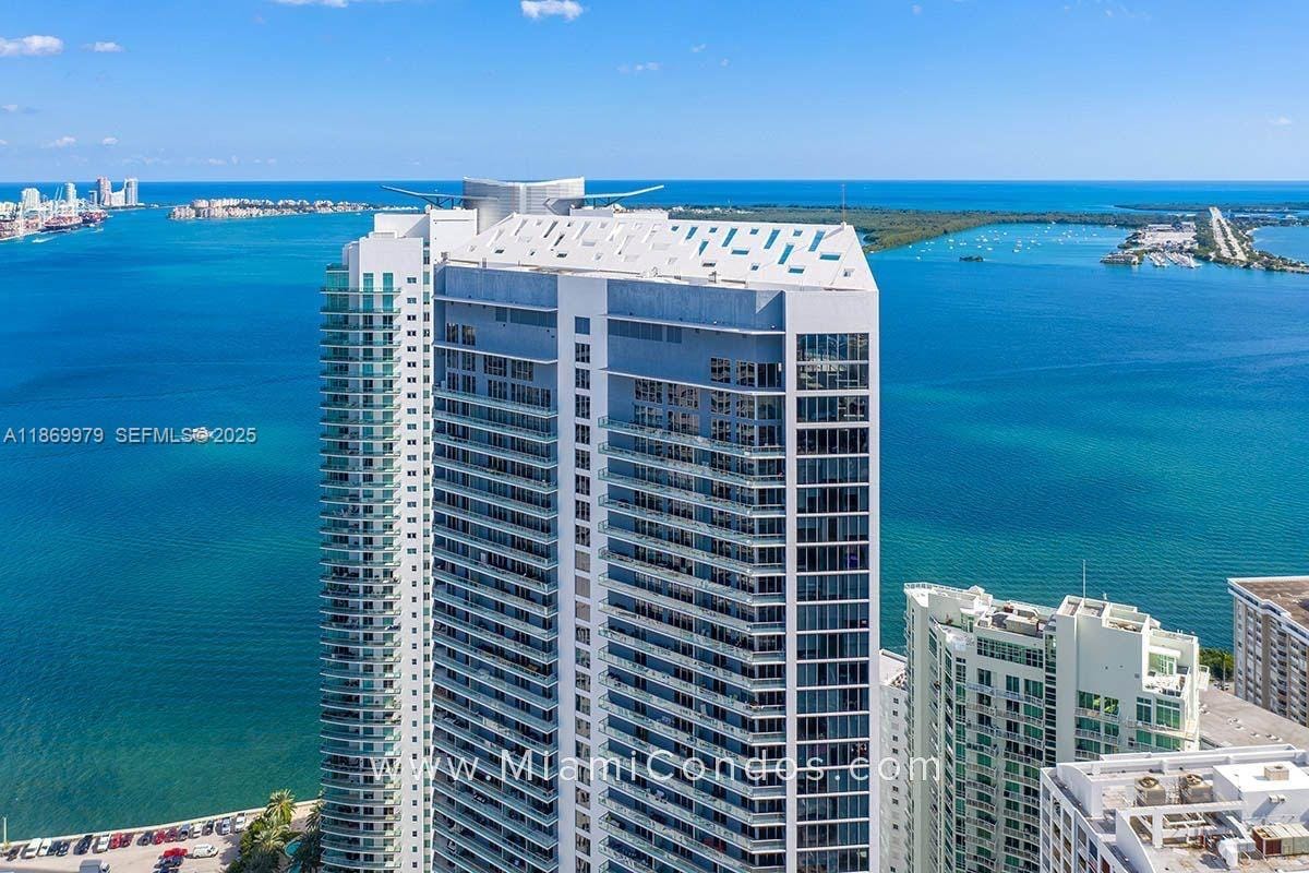 1300 Brickell Bay Drive 3007, Miami, FL 33131 photo 25