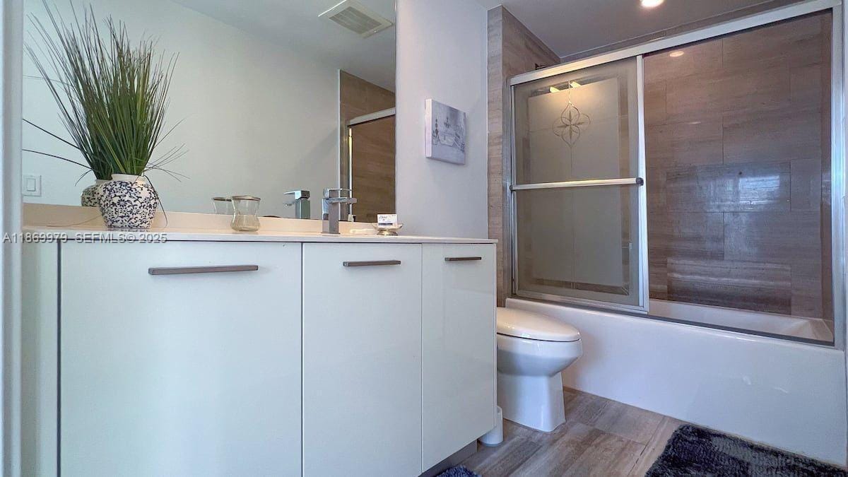 1300 Brickell Bay Drive 3007 — photo 10