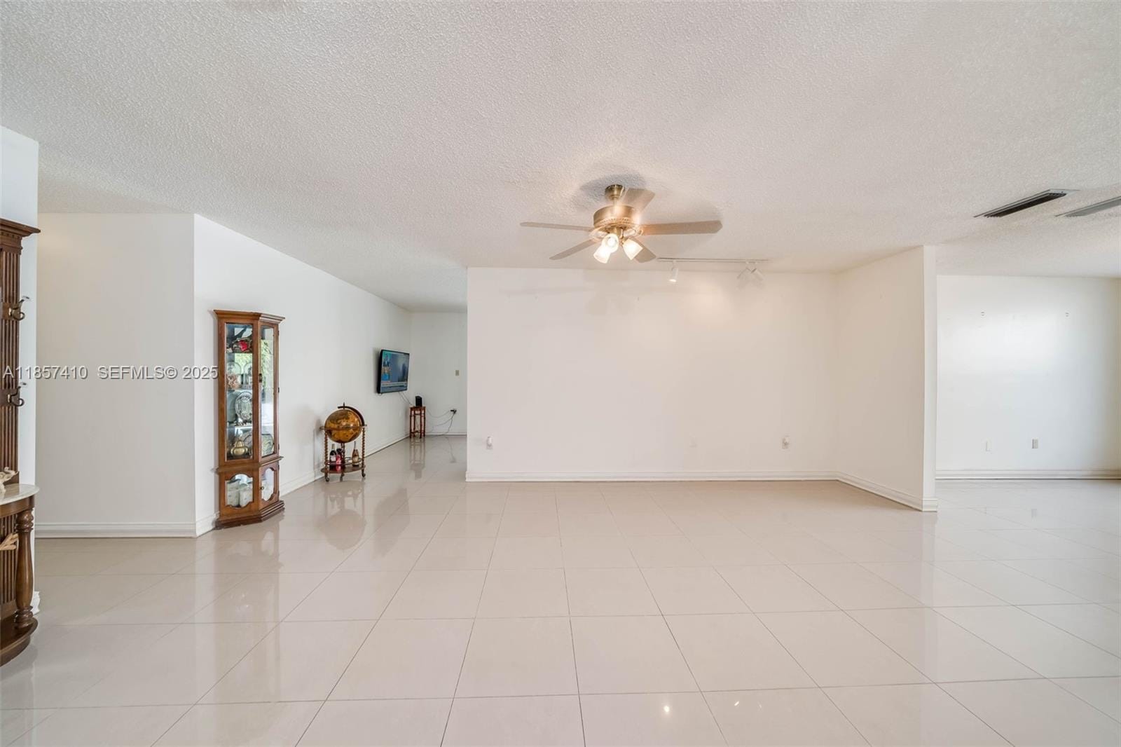 11570 SW 92nd Street, Miami, FL 33176 photo 4