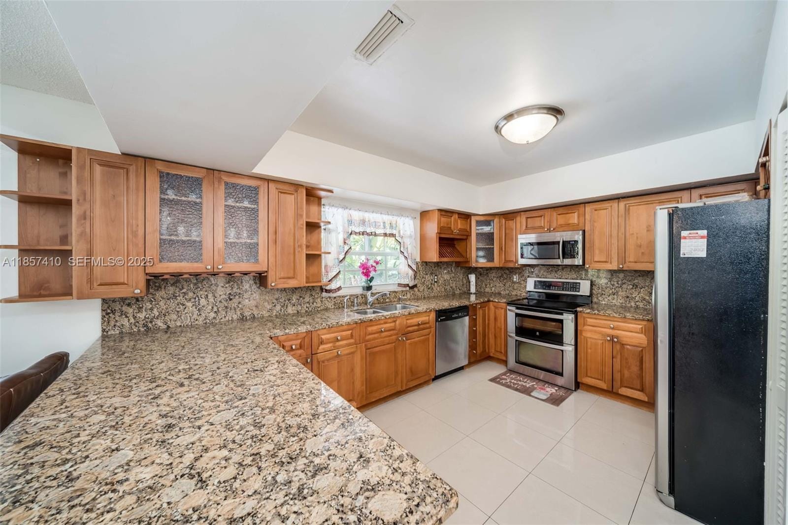 11570 SW 92nd Street, Miami, FL 33176 photo 6