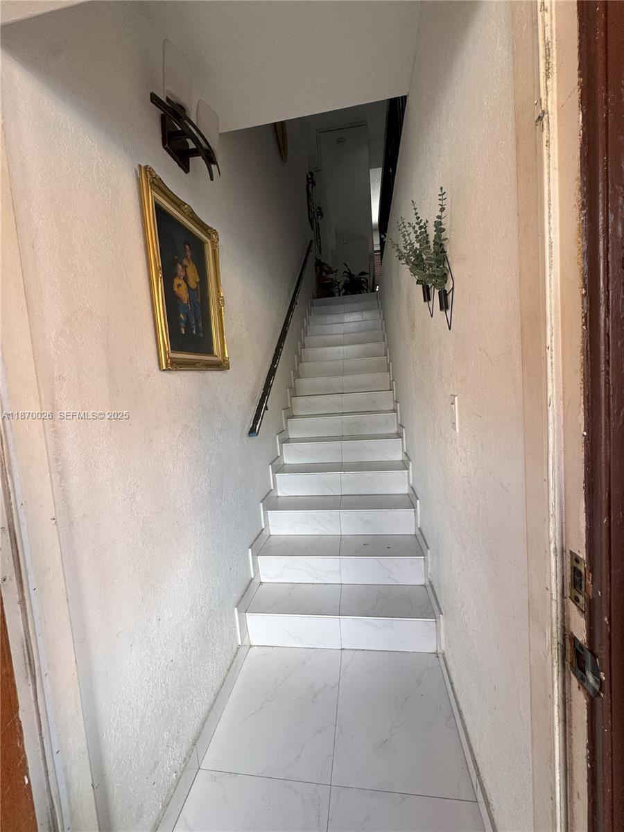 6411 W 27th Way 201, Hialeah, FL 33016, Hialeah