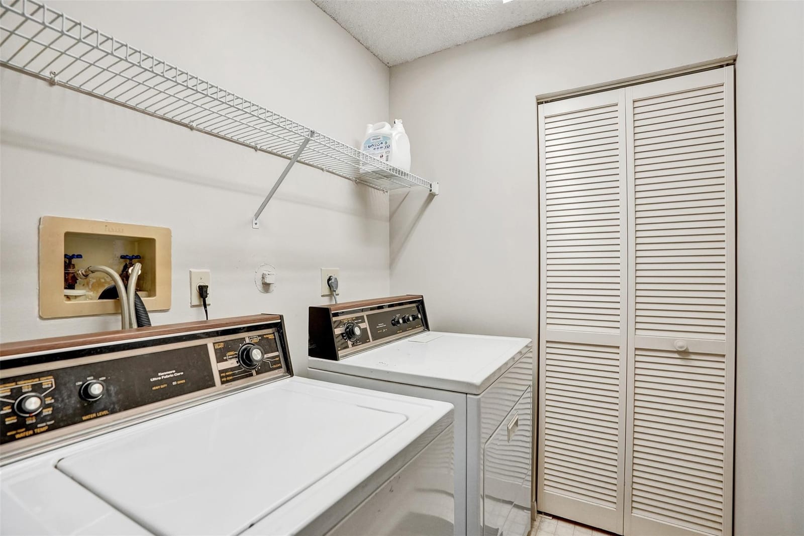 948 SW 149th Terrace, Sunrise, FL 33326 photo 14