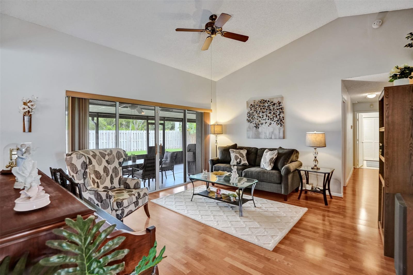 948 SW 149th Terrace — photo 3