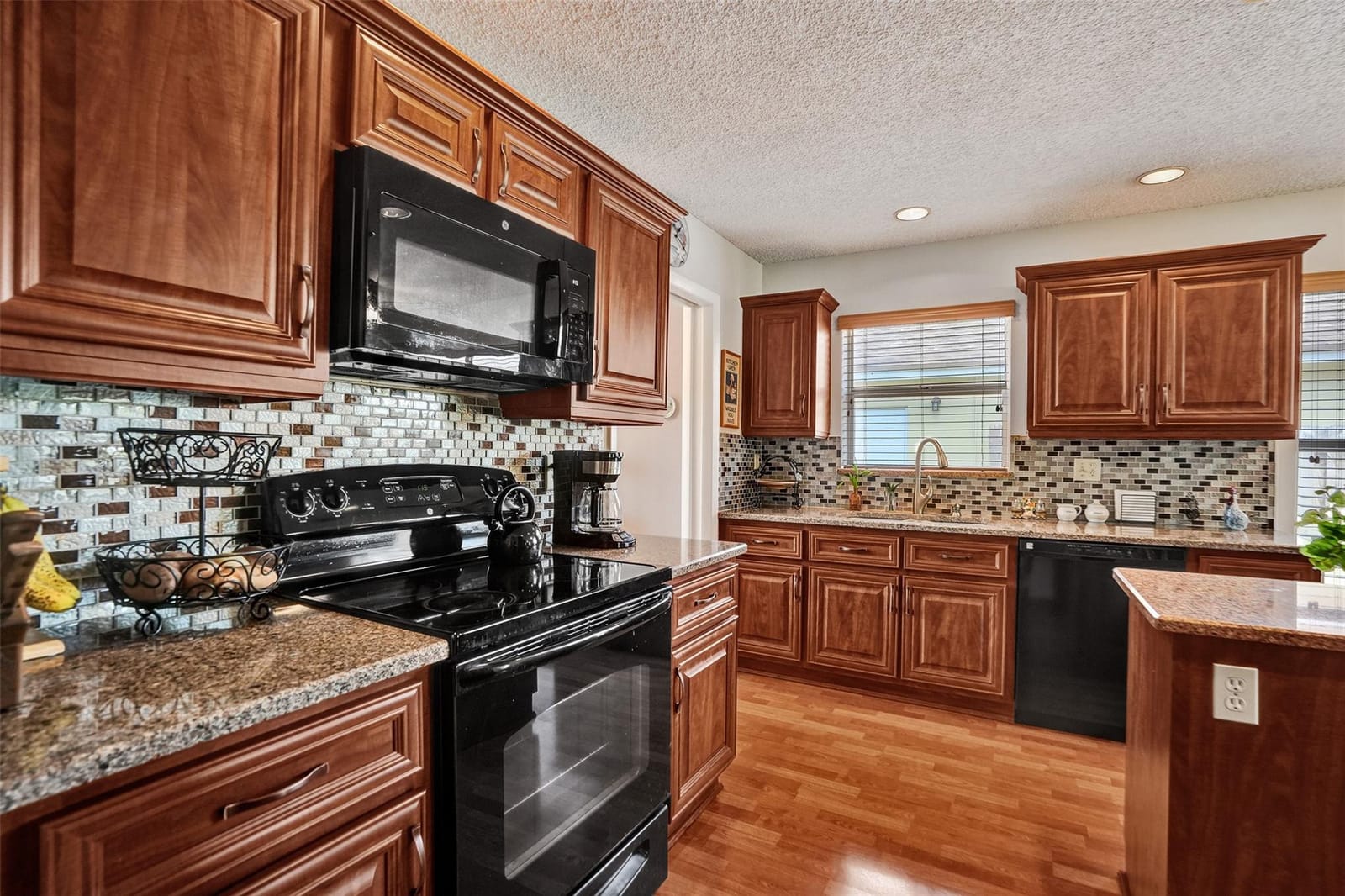 948 SW 149th Terrace, Sunrise, FL 33326 photo 23