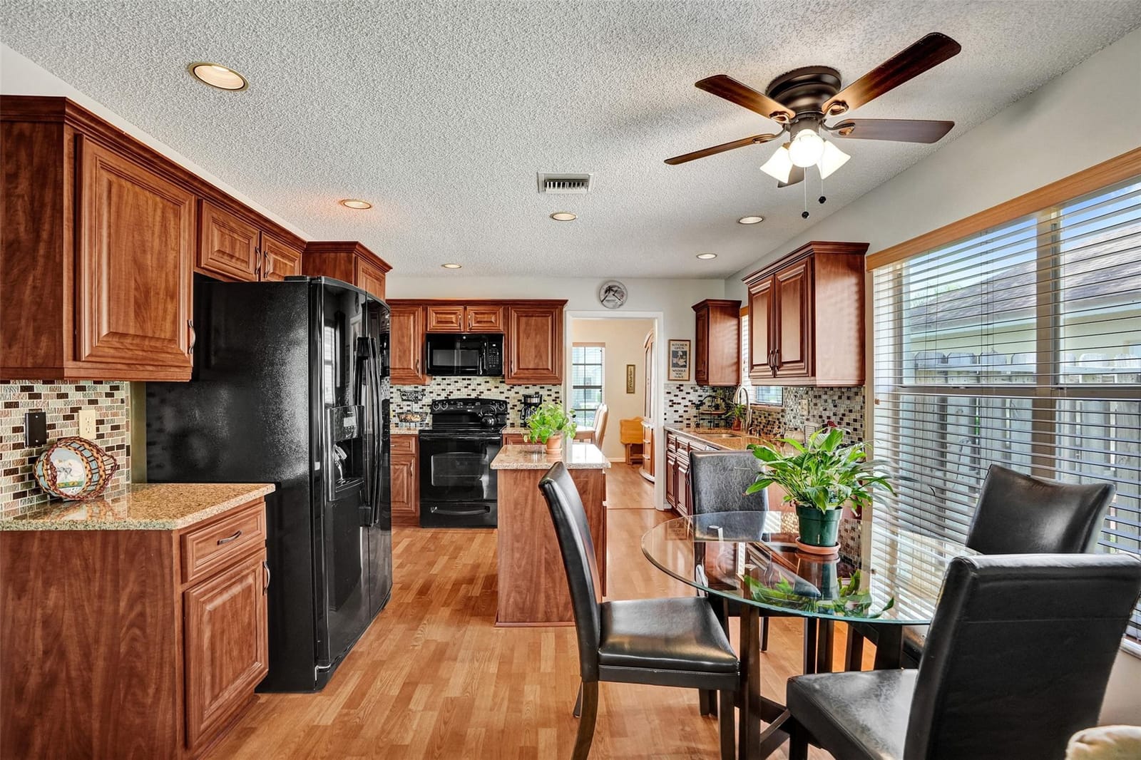 948 SW 149th Terrace, Sunrise, FL 33326 photo 24