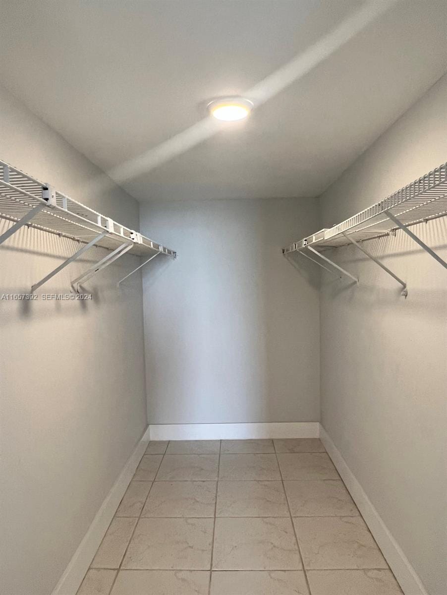 13499 Biscayne Boulevard 1405, North Miami, FL 33181 photo 16