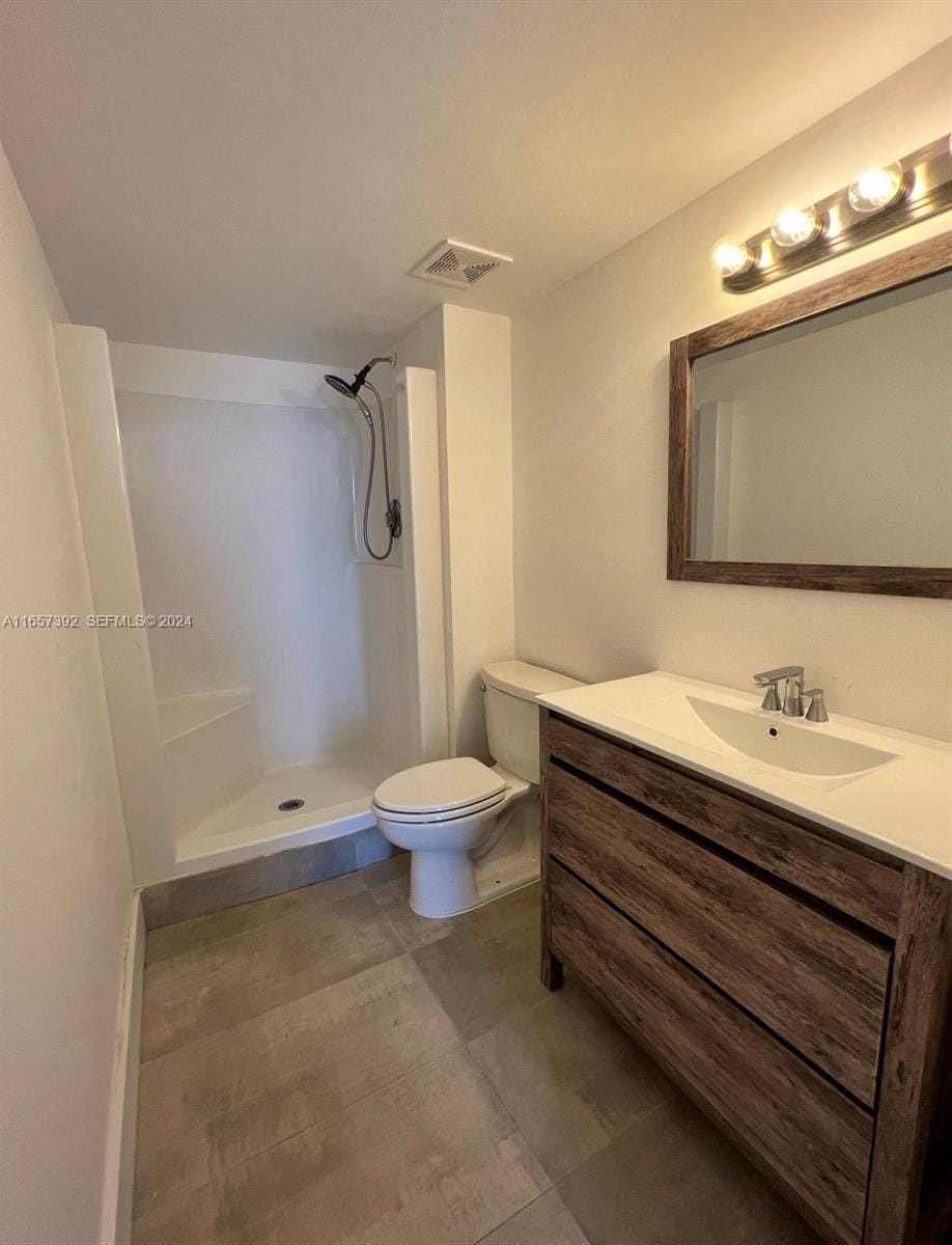 13499 Biscayne Boulevard 1405, North Miami, FL 33181 photo 17