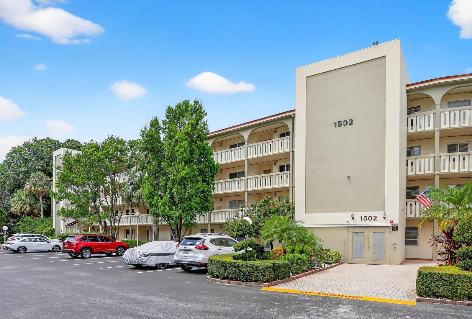 1502 Cayman Way A4 — photo 2