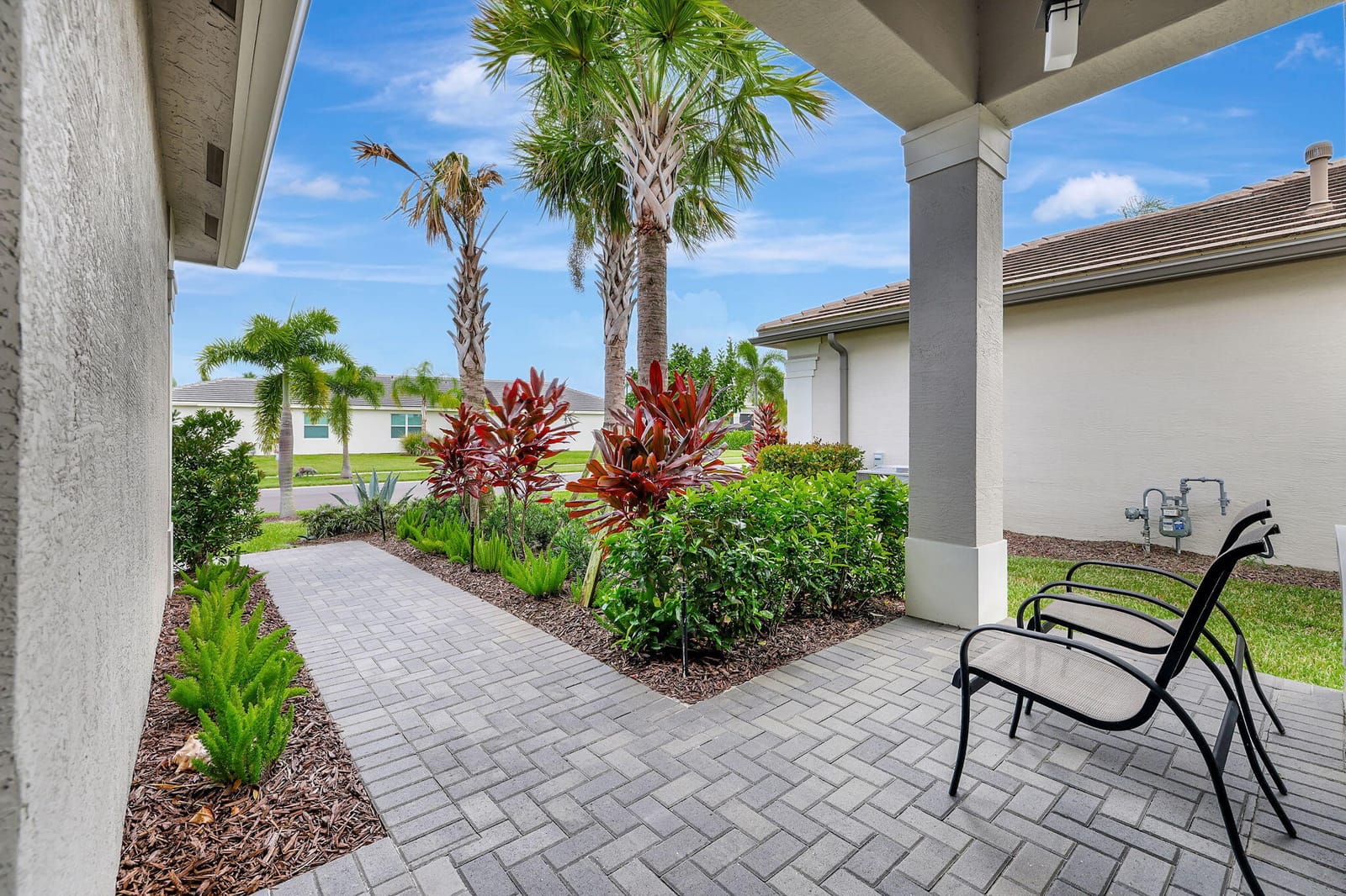 11674 SW Moon River Way — photo 2