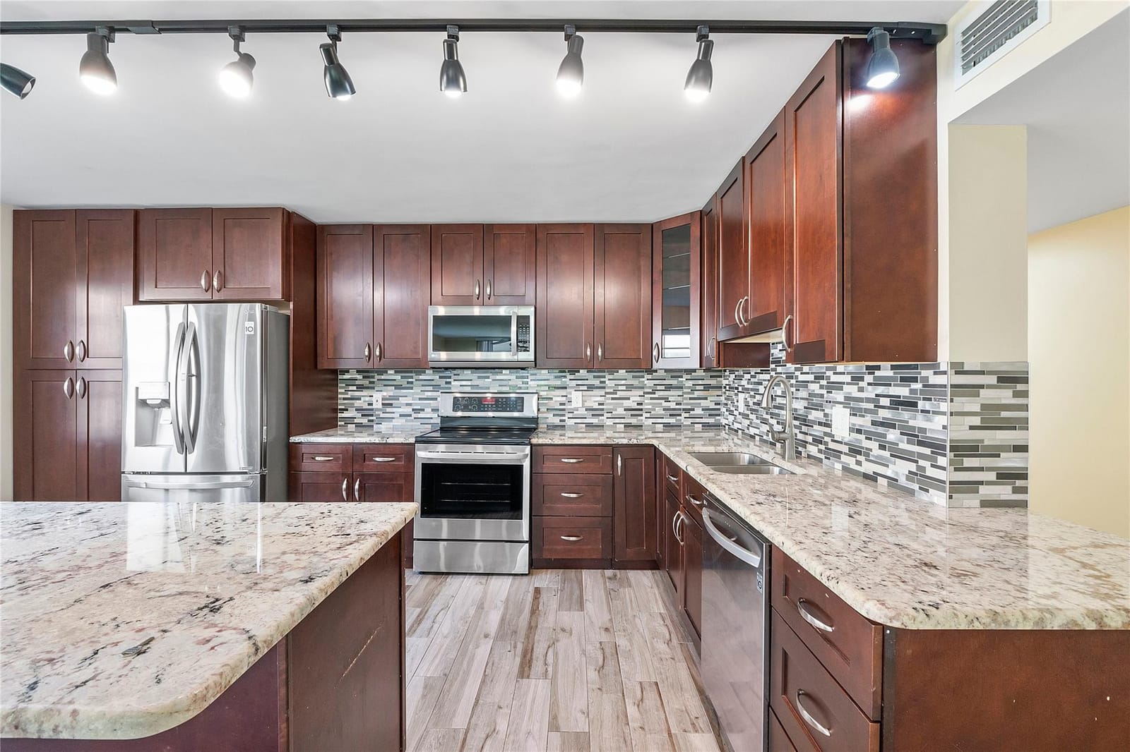 8780 Holly Court 104, Tamarac, FL 33321 photo 7