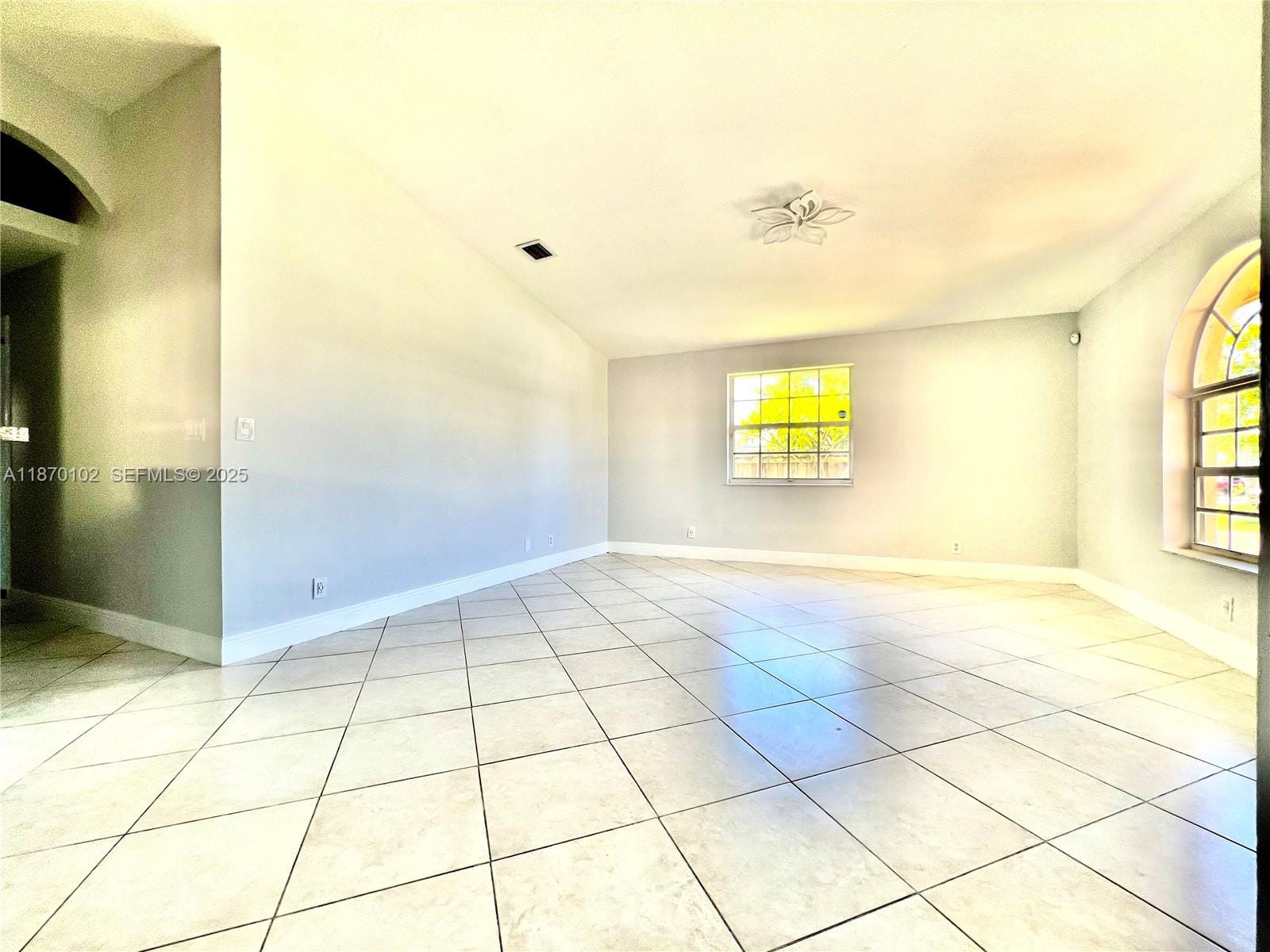 100 NW 3rd Avenue, Hallandale Beach, FL 33009 photo 24