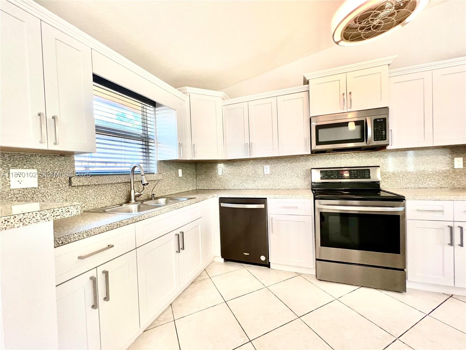 100 NW 3rd Avenue, Hallandale Beach, FL 33009 photo 10