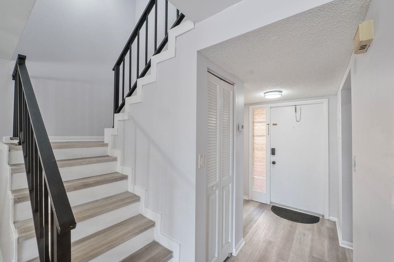 400 Commodore Drive 316, Plantation, FL 33325 photo 15