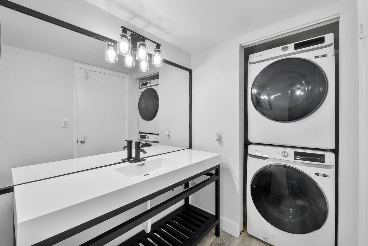 400 Commodore Drive 316, Plantation, FL 33325 photo 19