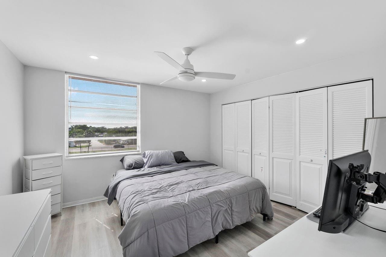 400 Commodore Drive 316, Plantation, FL 33325 photo 20