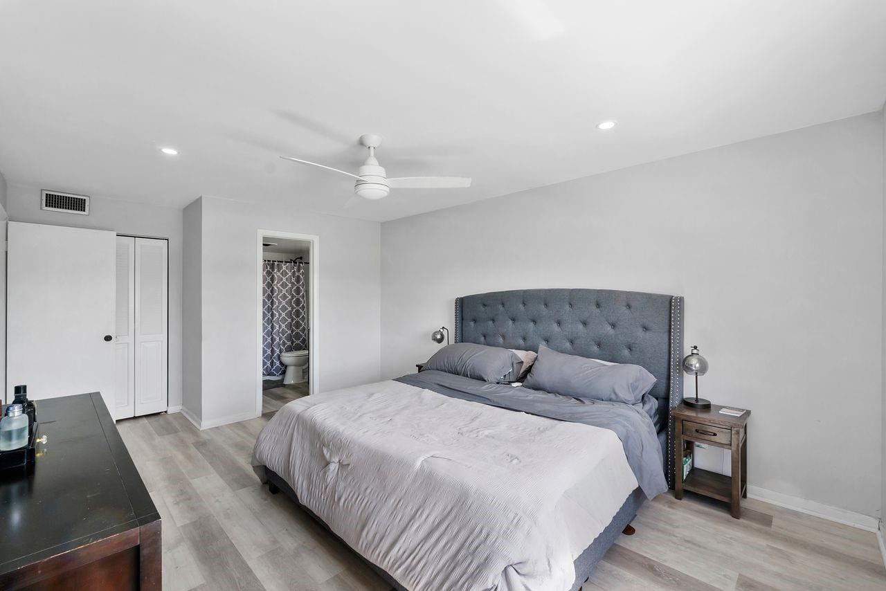 400 Commodore Drive 316 — photo 5