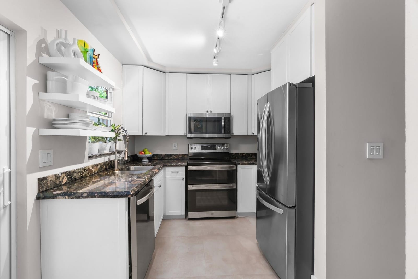 185 NE 20th Court 9F — photo 12