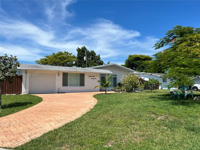 8821 SW 192nd Street, Cutler Bay, FL 33157