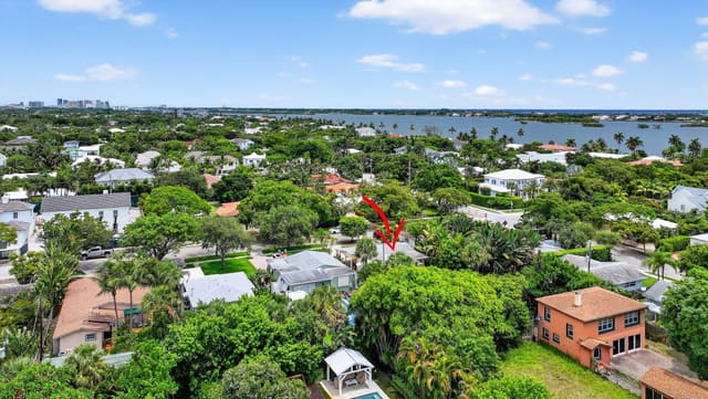 210 Seville Road, sold in Seville, West Palm Beach, FL
