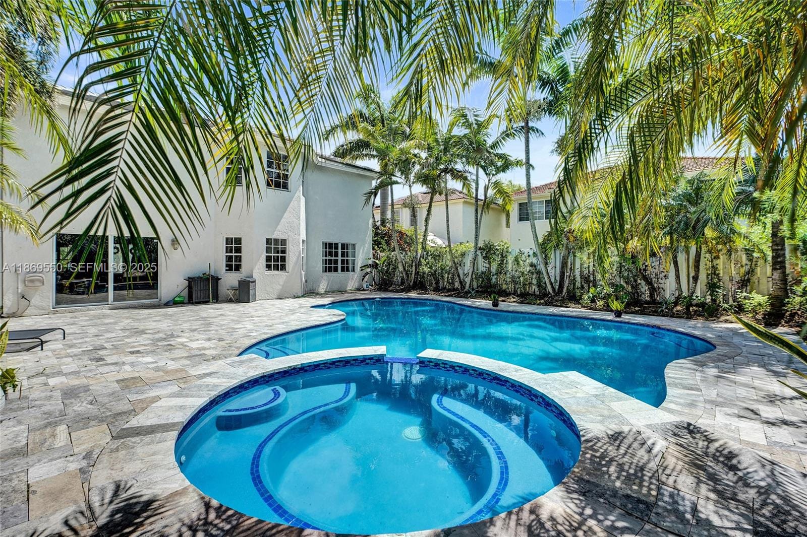 85 Gables Boulevard, Weston, FL 33326