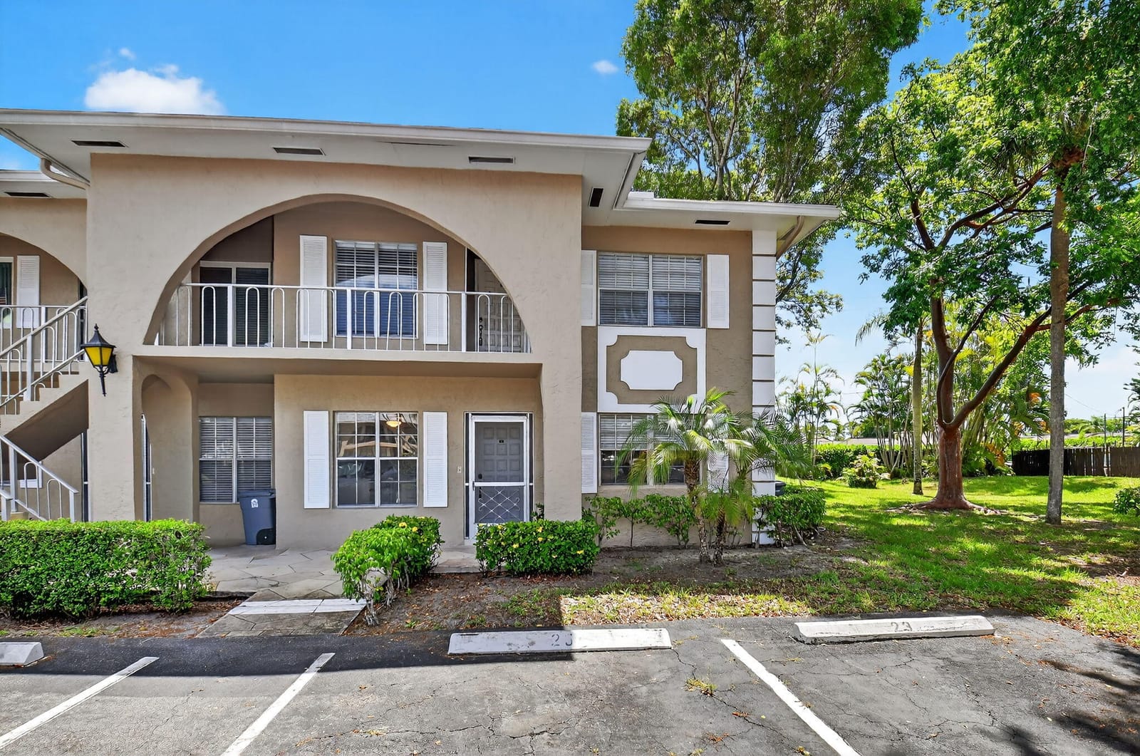 13682 Via Flora D, Delray Beach, FL 33484