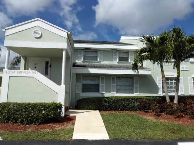 2514 SE 20th Place 201-B, sold in Keys Gate Condo No Four, Homestead, FL