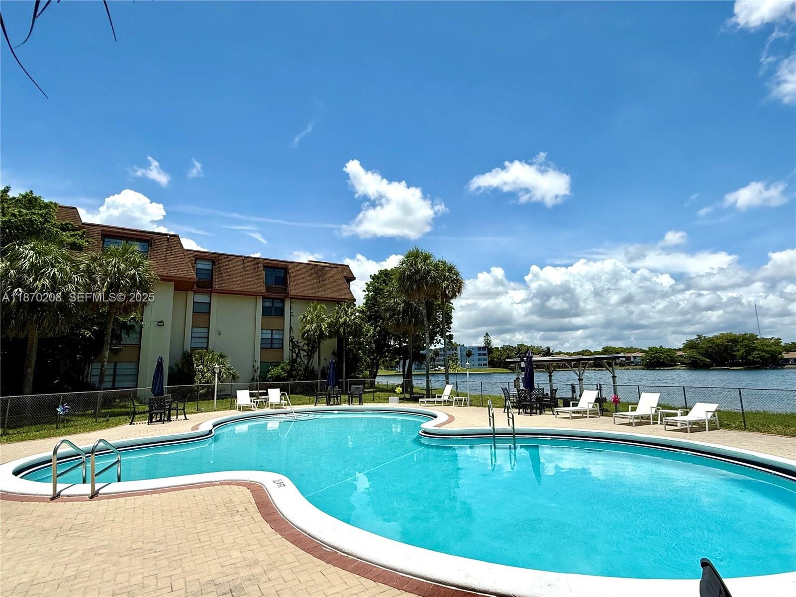 671 NE 195th Street 220E, Miami, FL 33179 photo 30