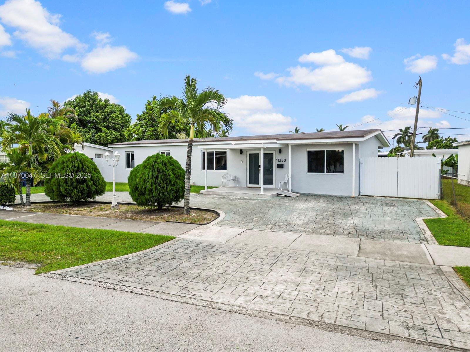 11350 SW 46th Street, Miami, FL 33165