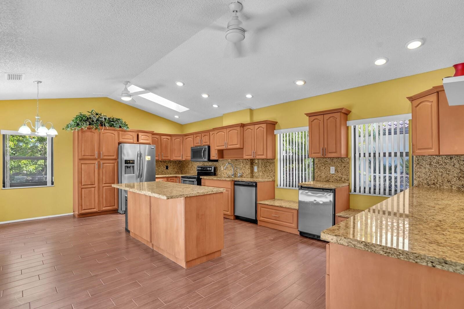 6621 NW 52nd Street, Coral Springs, FL 33067 photo 18