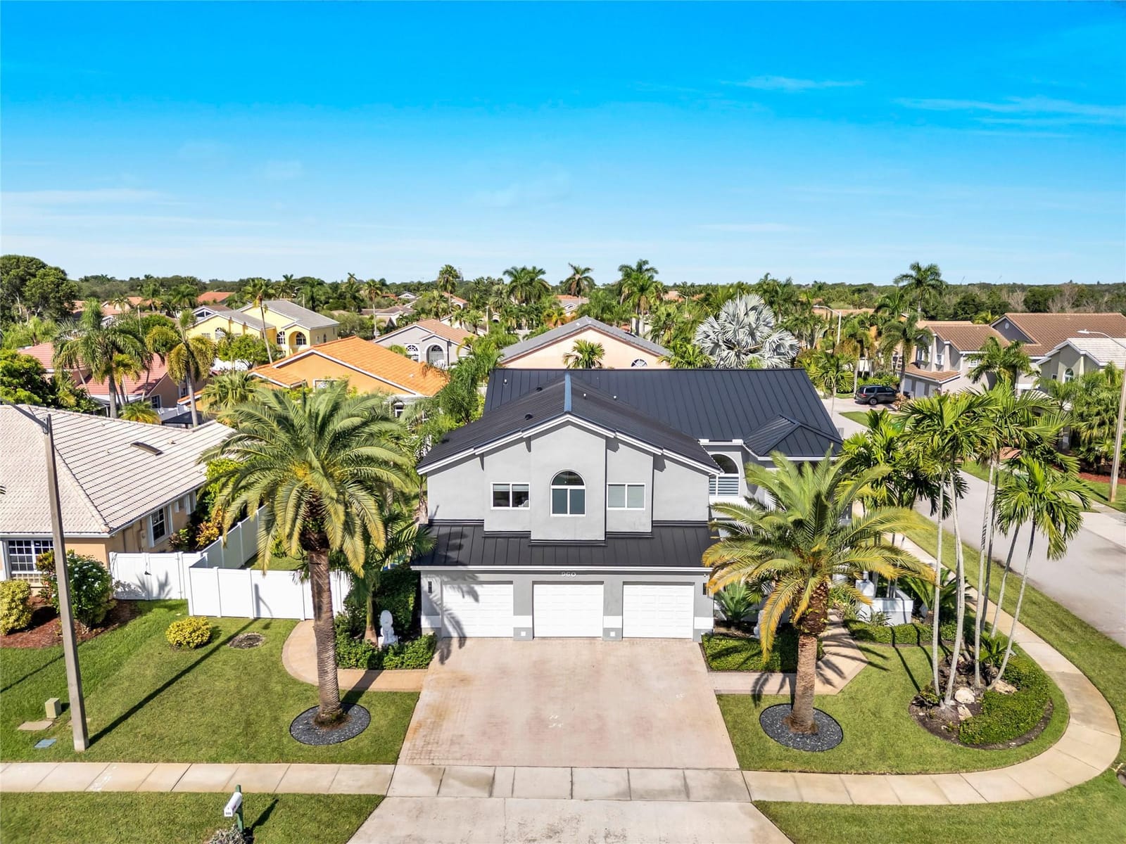 960 NW 201st Terrace, Pembroke Pines, FL 33029 photo 8