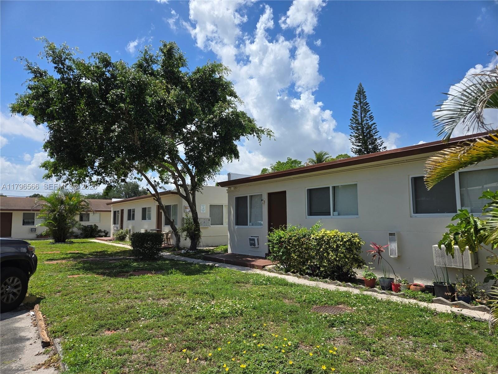 2246 Fillmore Street — photo 6