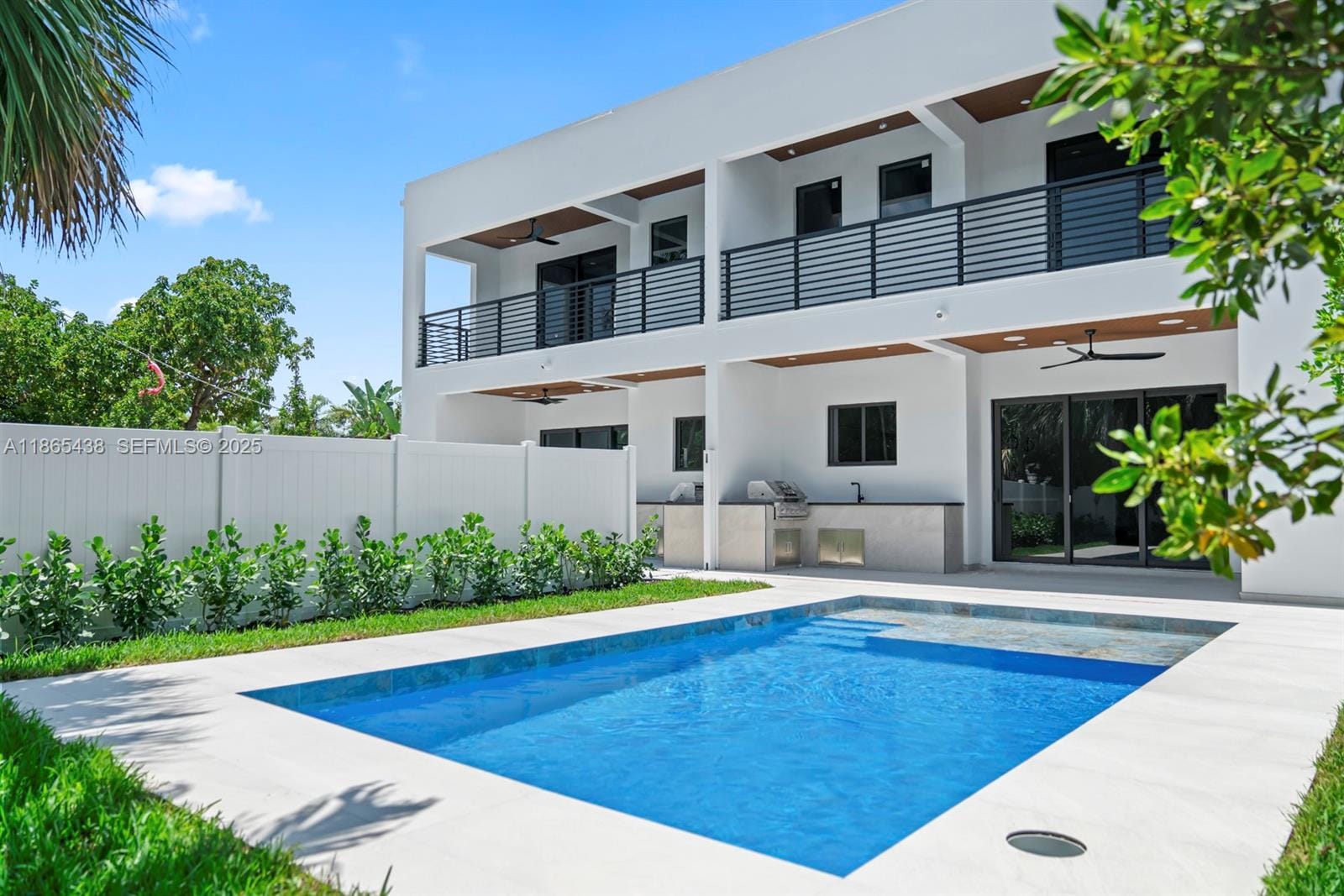 1320 NE 16th Avenue B, Fort Lauderdale, FL 33304