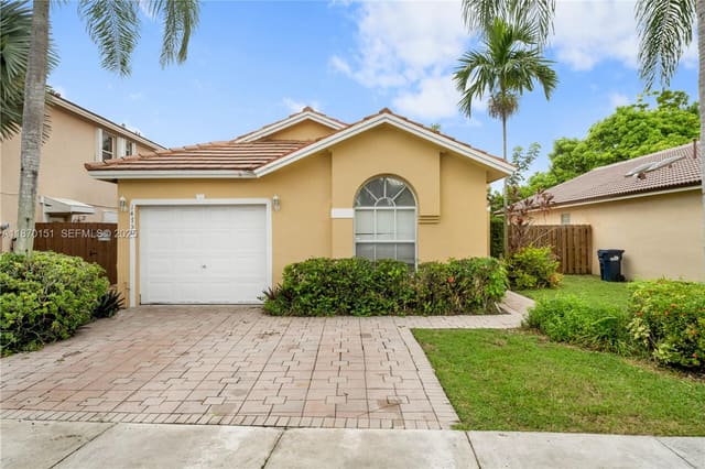 14750 SW 156th Avenue, sold in Oak Creek, Miami, FL