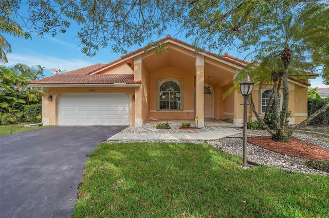 5743 NW 100th Way, sold in Westview Village, Coral Springs, FL
