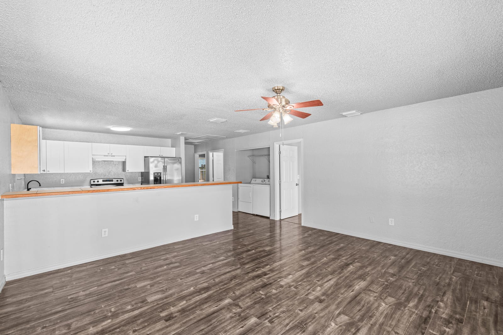 1661 W 27th Street A & B — photo 3