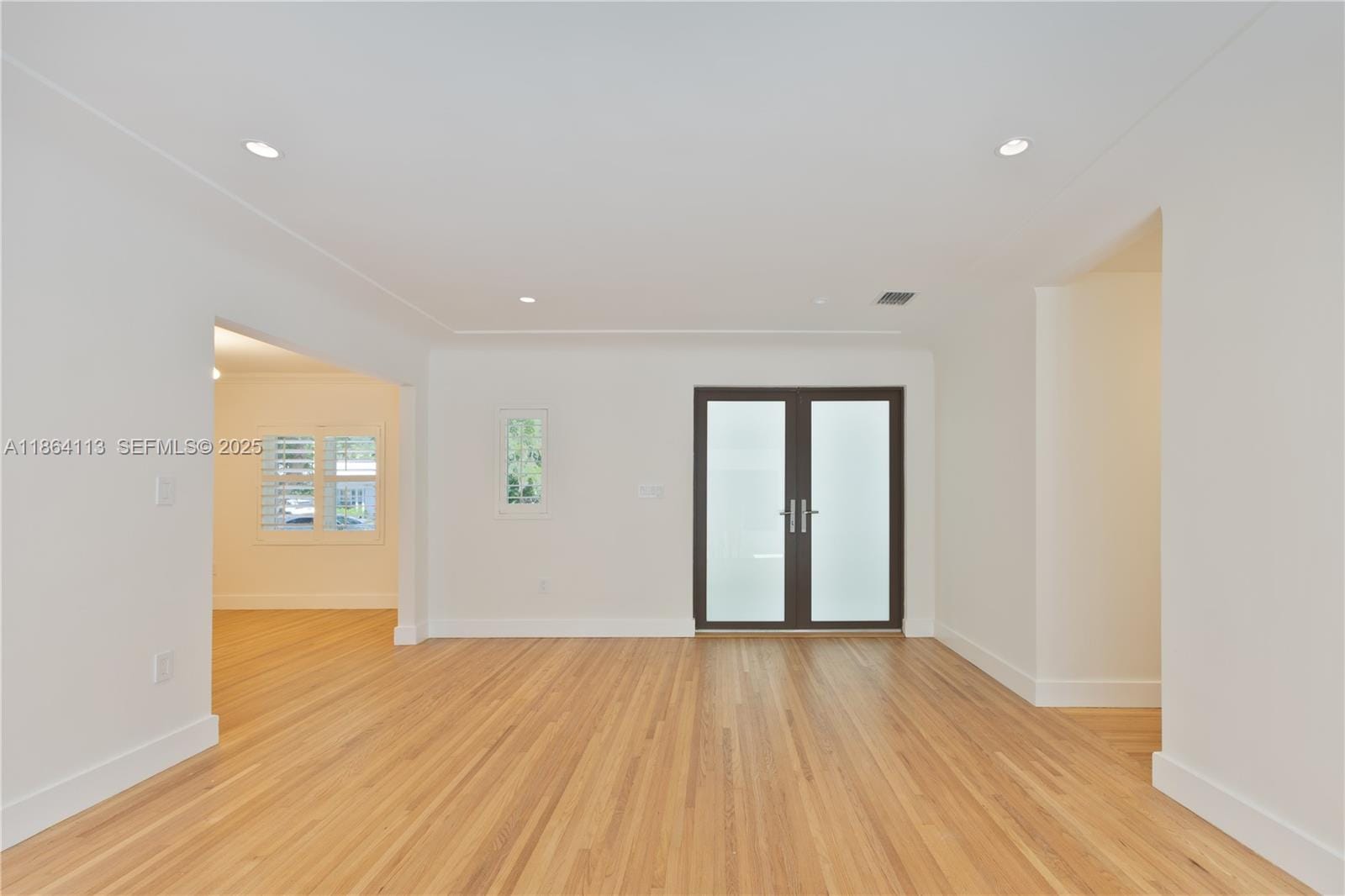 518 Daroco Avenue, Coral Gables, FL 33146 photo 3